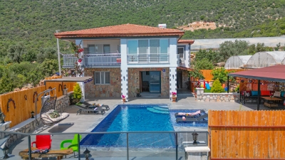 VİLLA MERCAN